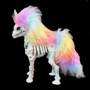 Unicornio Macabro 21x17x7  HD742