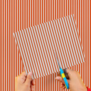 Cartulina Rayada Rojo-Blanco 50x65 cm  x 10un EI2601-21